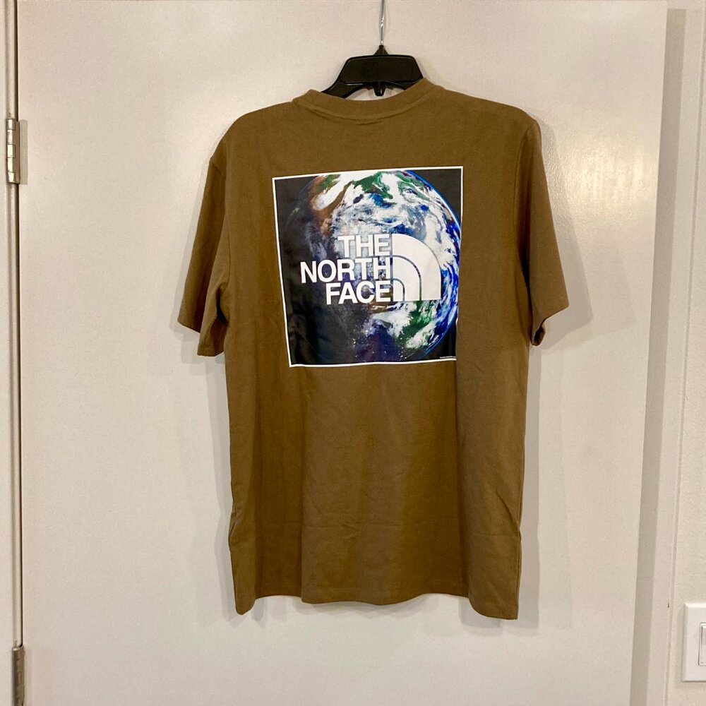 Men's North Face T-Shirt Size Medium